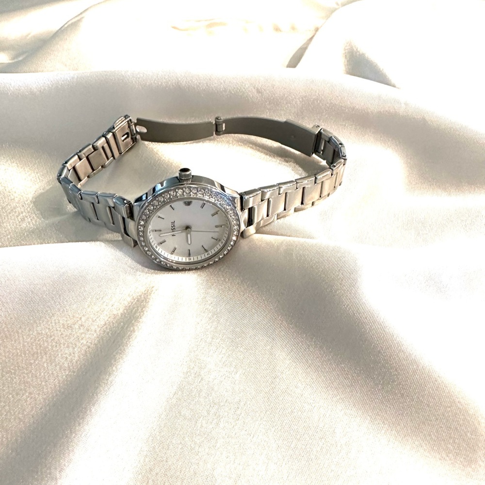 Fossil Watch - Picture 3 of 4
